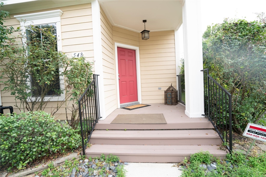 548 W 27th Street - Photo 18