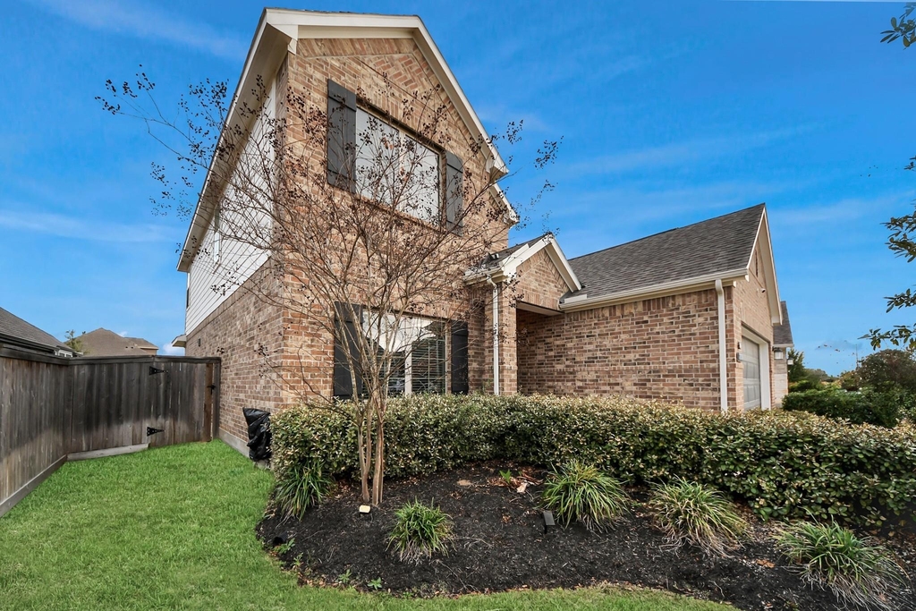 21034 Sunny Ravine Drive - Photo 39