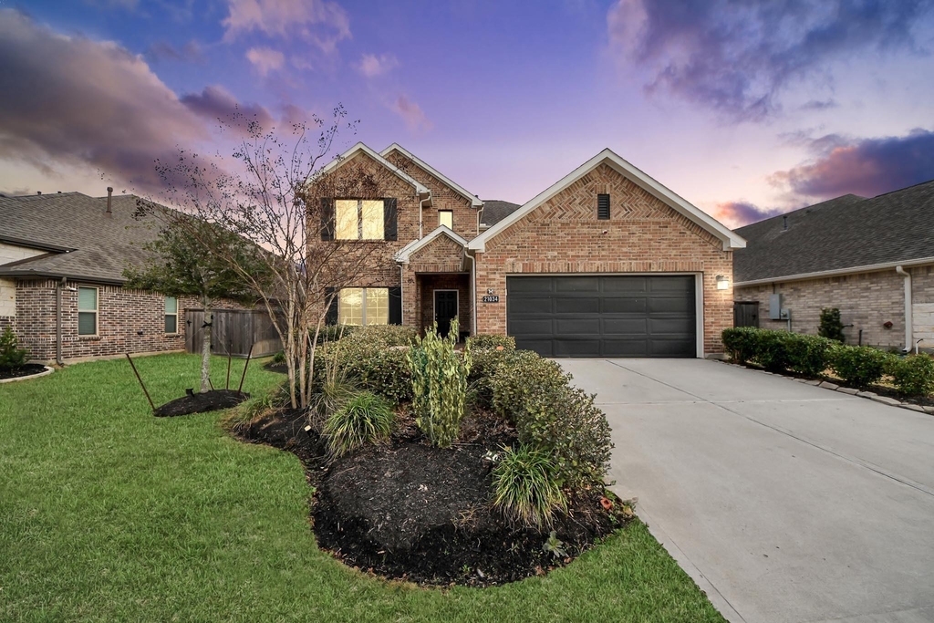 21034 Sunny Ravine Drive - Photo 0