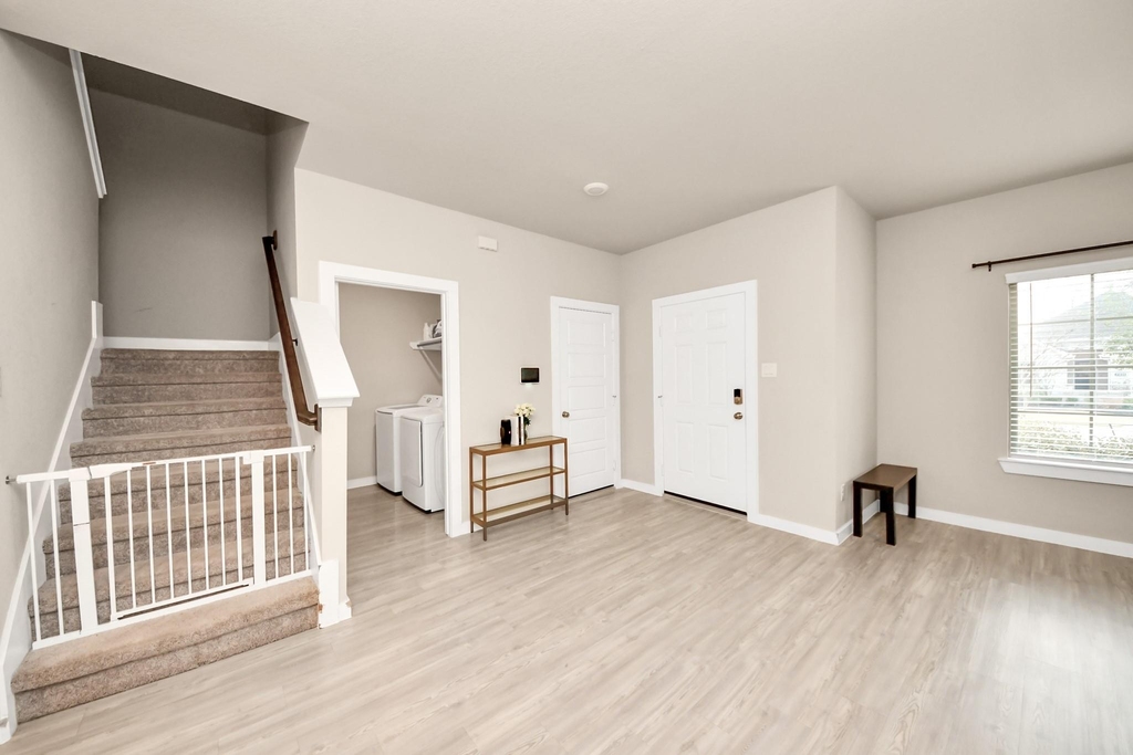 21034 Sunny Ravine Drive - Photo 6