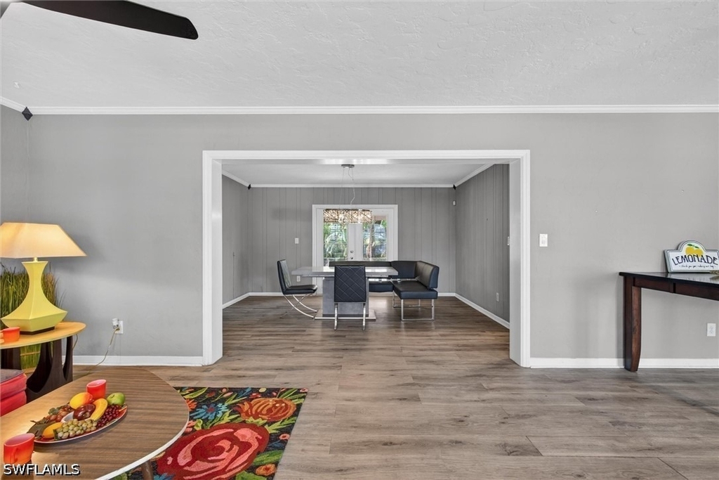 1420 Maravilla Avenue - Photo 34