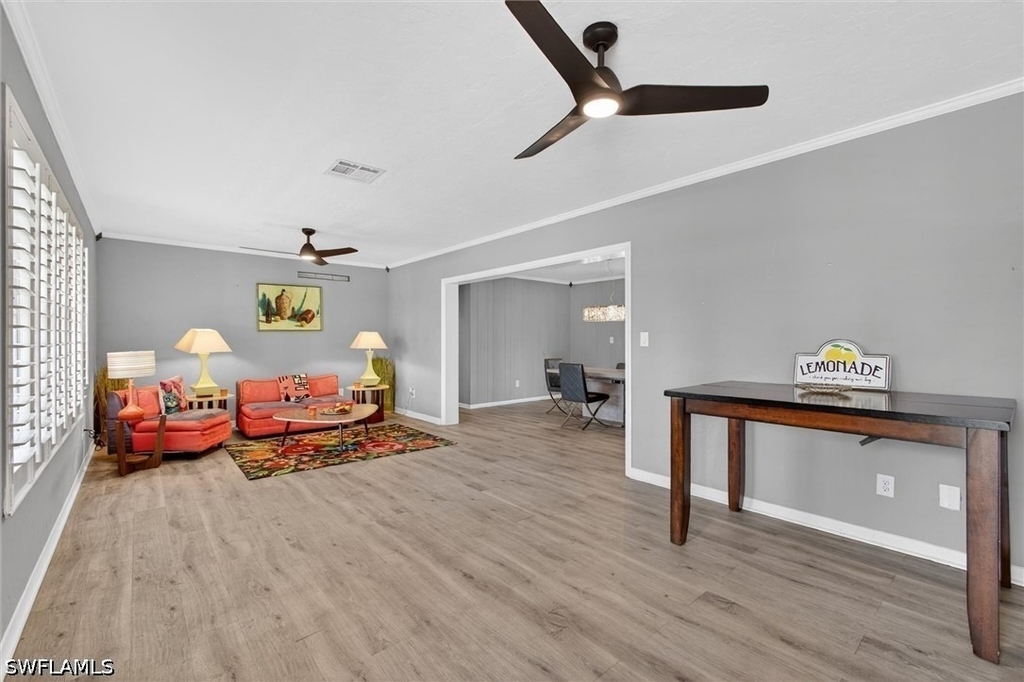 1420 Maravilla Avenue - Photo 10