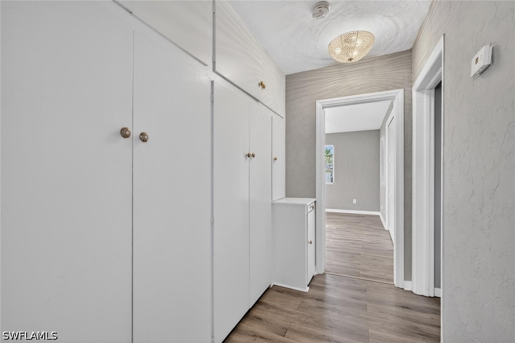 1420 Maravilla Avenue - Photo 23