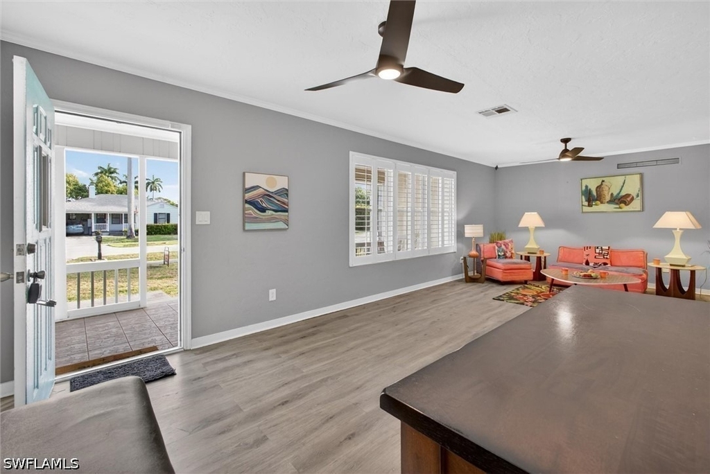 1420 Maravilla Avenue - Photo 11