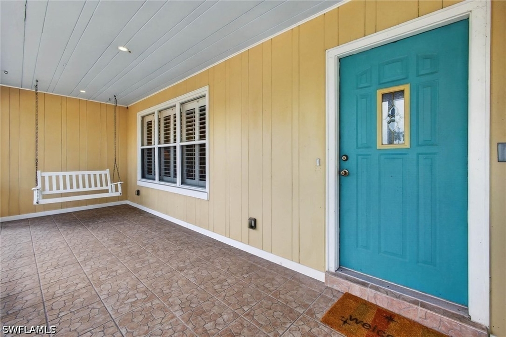 1420 Maravilla Avenue - Photo 9
