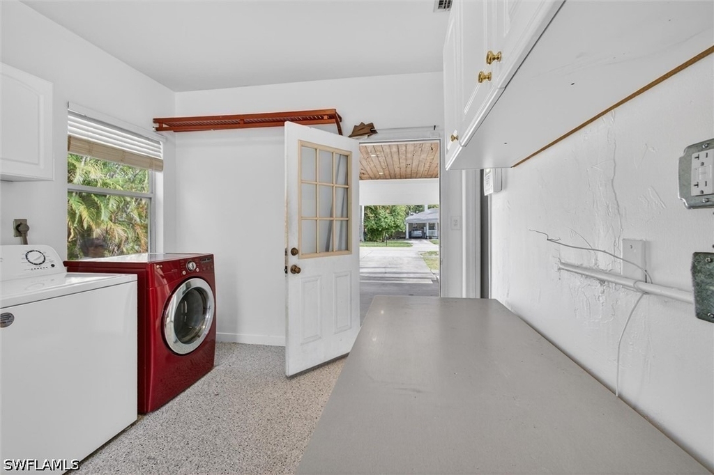 1420 Maravilla Avenue - Photo 39