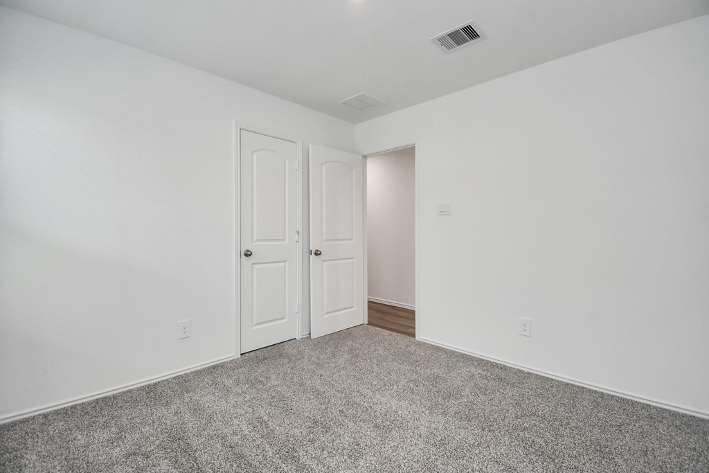 24430 Elmwood Falls Drive - Photo 15