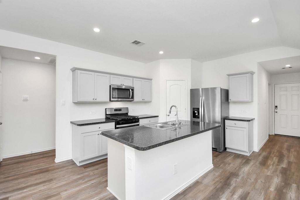 24430 Elmwood Falls Drive - Photo 9