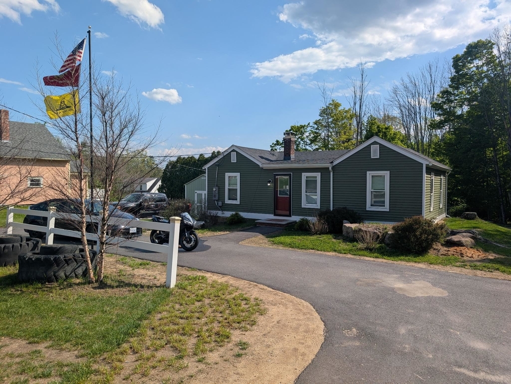 381 1st Nh - Photo 0