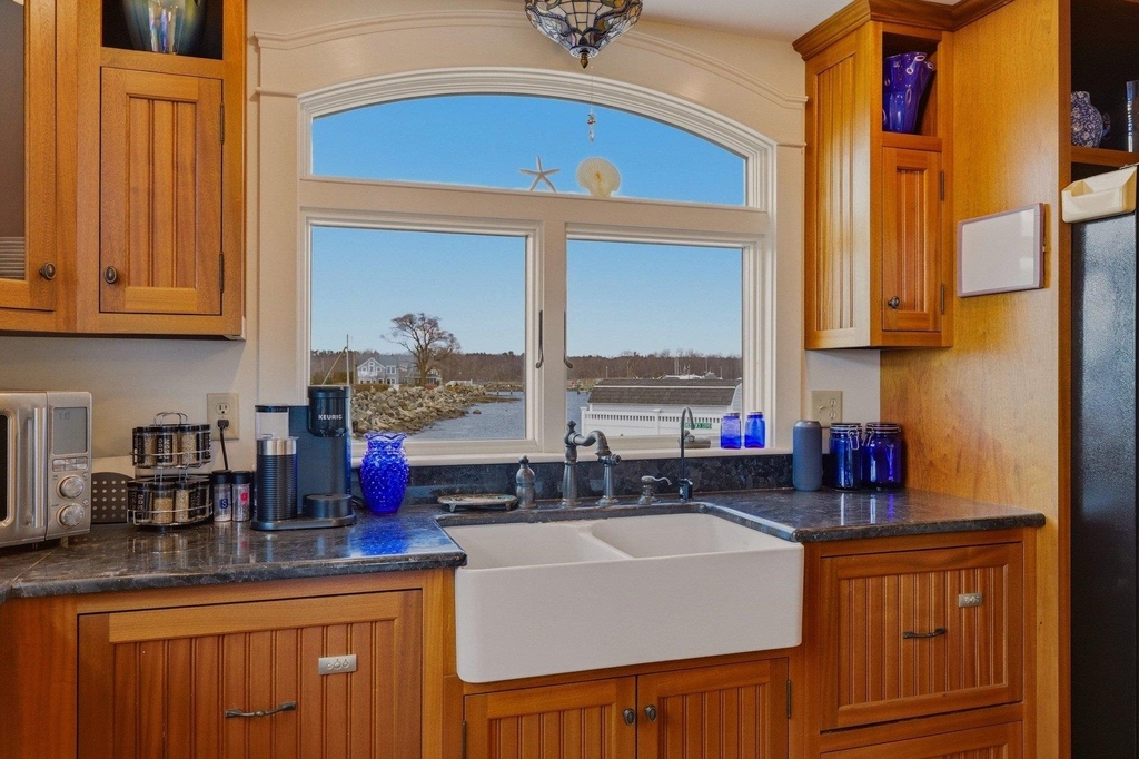 130 Harbor - Photo 16