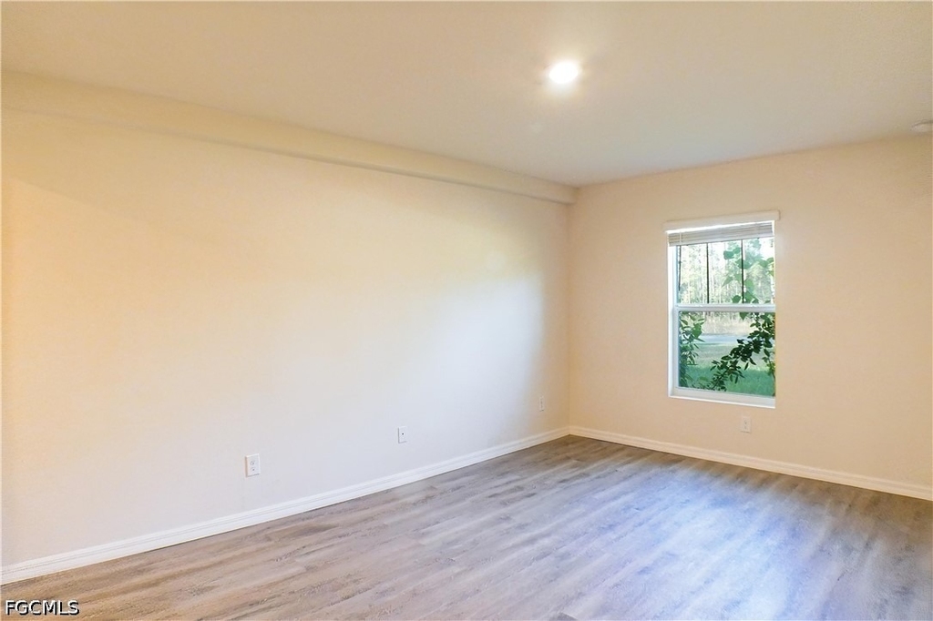 227 Rogers Street - Photo 11