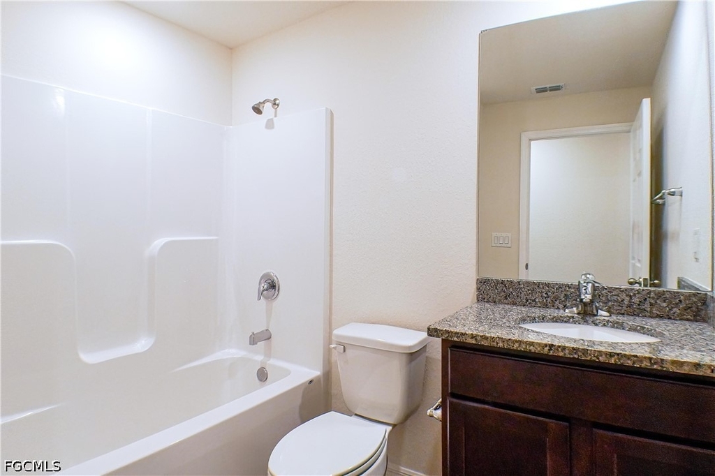 227 Rogers Street - Photo 9