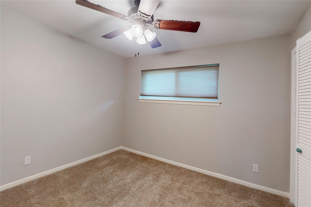 5338 Creekbend Drive - Photo 22