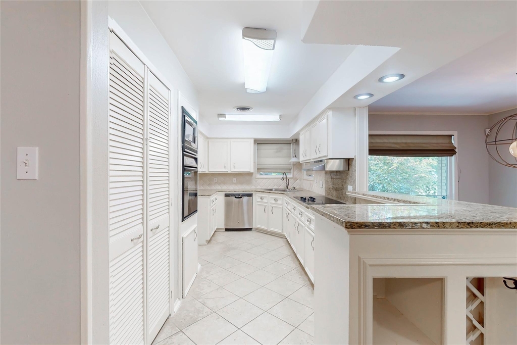 5338 Creekbend Drive - Photo 17