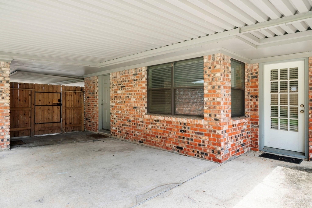 10139 Knoboak Drive - Photo 18