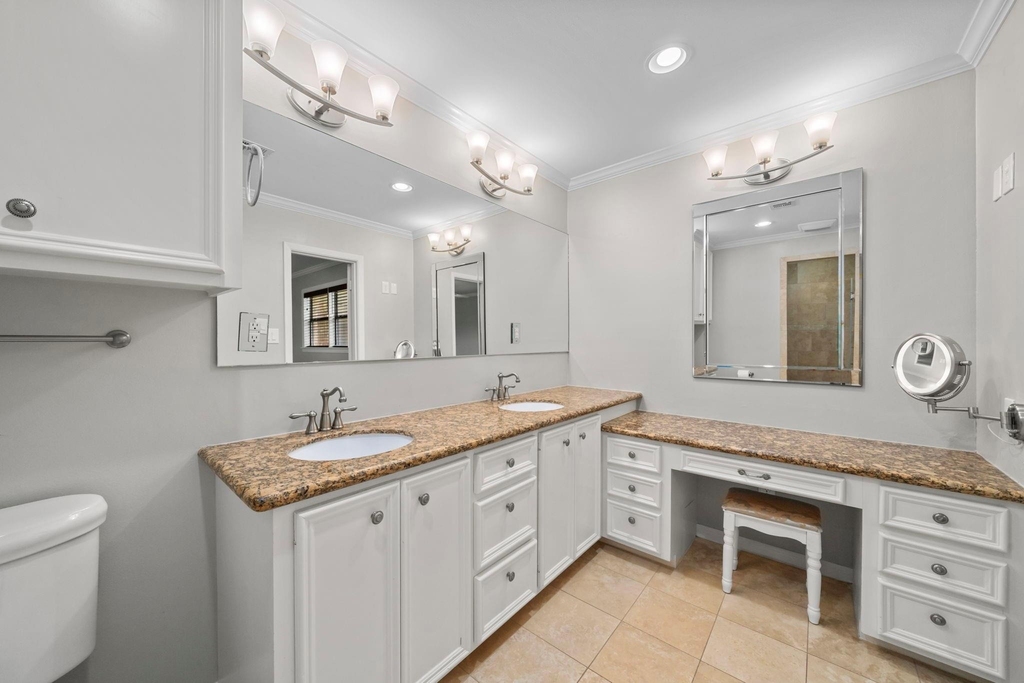 10139 Knoboak Drive - Photo 10
