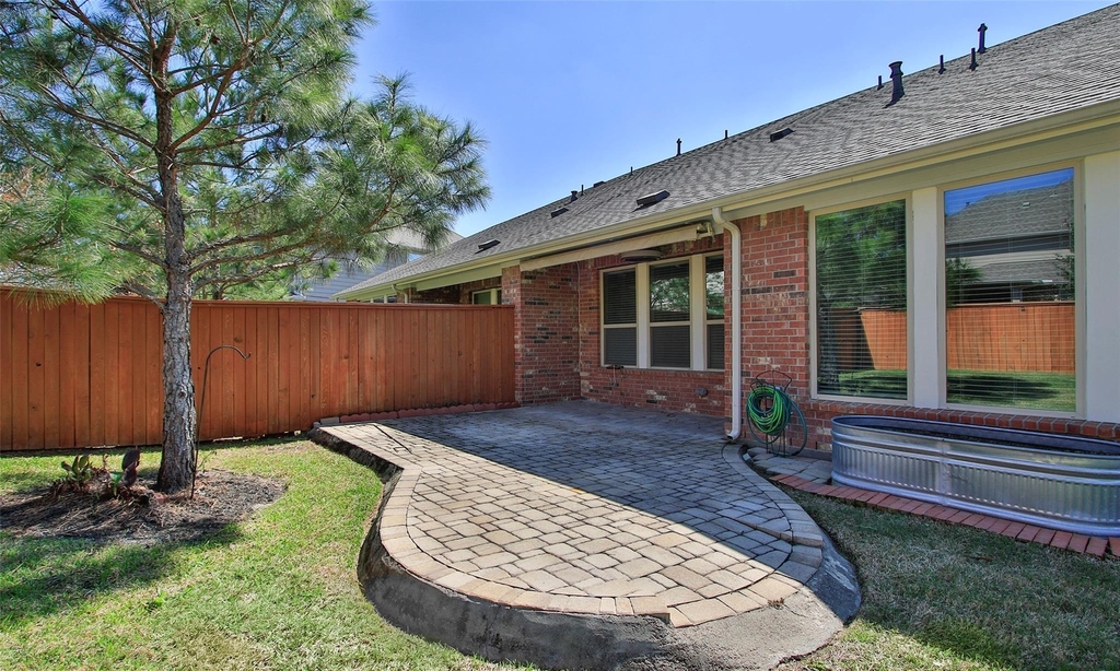 7 Heirloom Garden Place - Photo 36