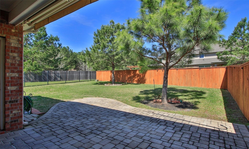 7 Heirloom Garden Place - Photo 34