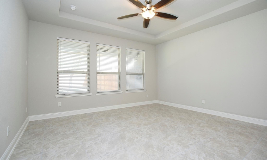 7 Heirloom Garden Place - Photo 18