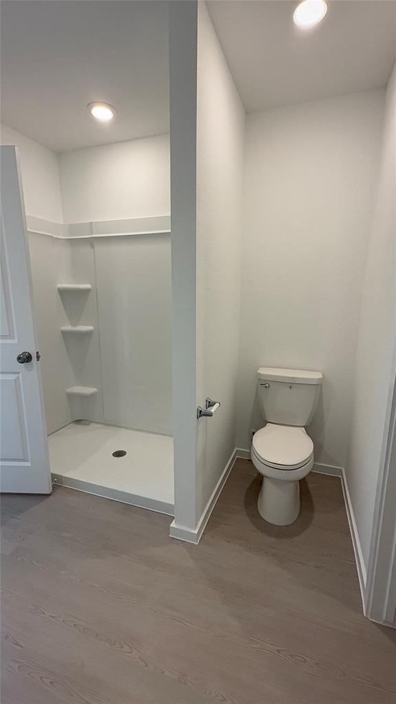 327 Parkin Court - Photo 16