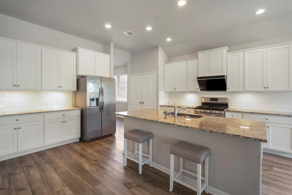 12197 Pearl Bay Court - Photo 19