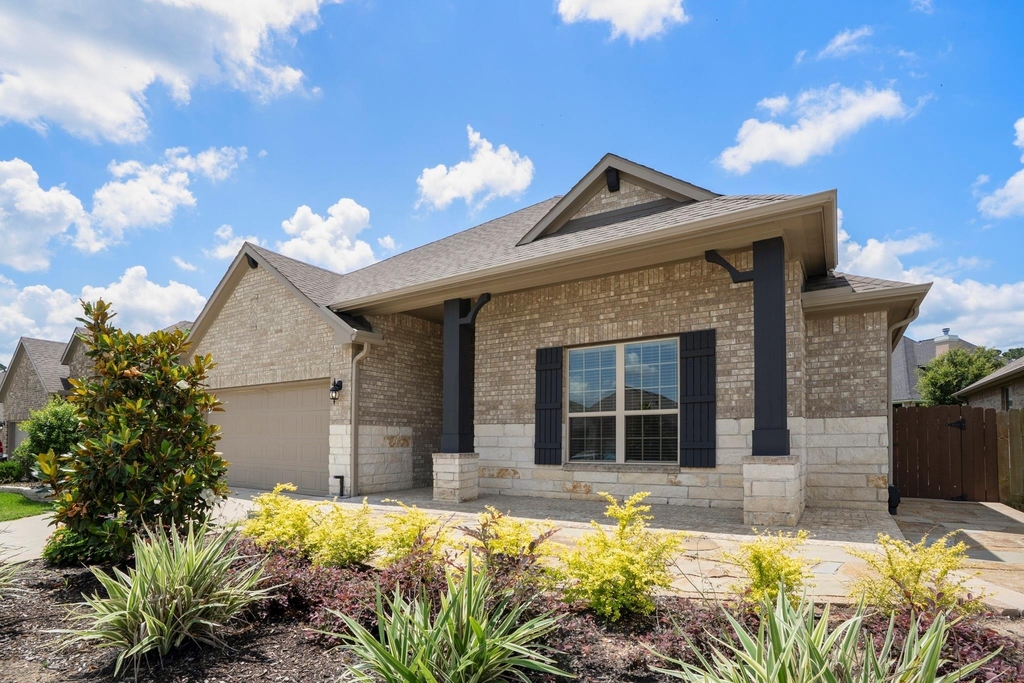 12197 Pearl Bay Court - Photo 0