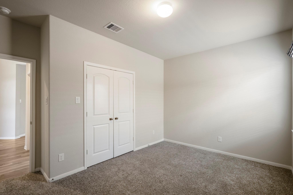 12197 Pearl Bay Court - Photo 8