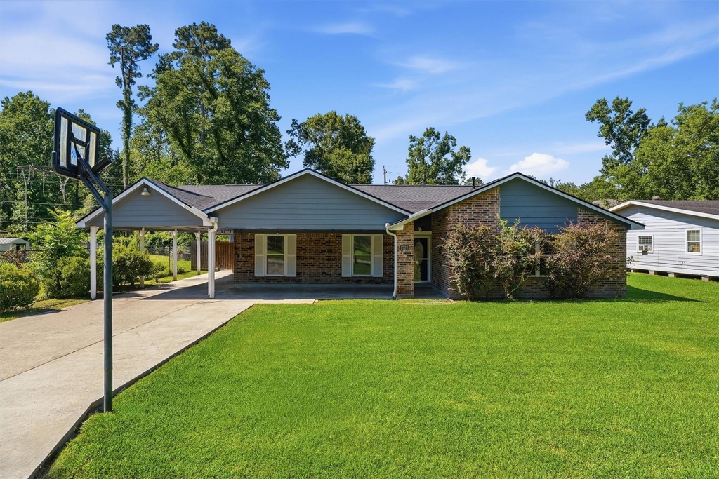 1727 Beckman Drive - Photo 0