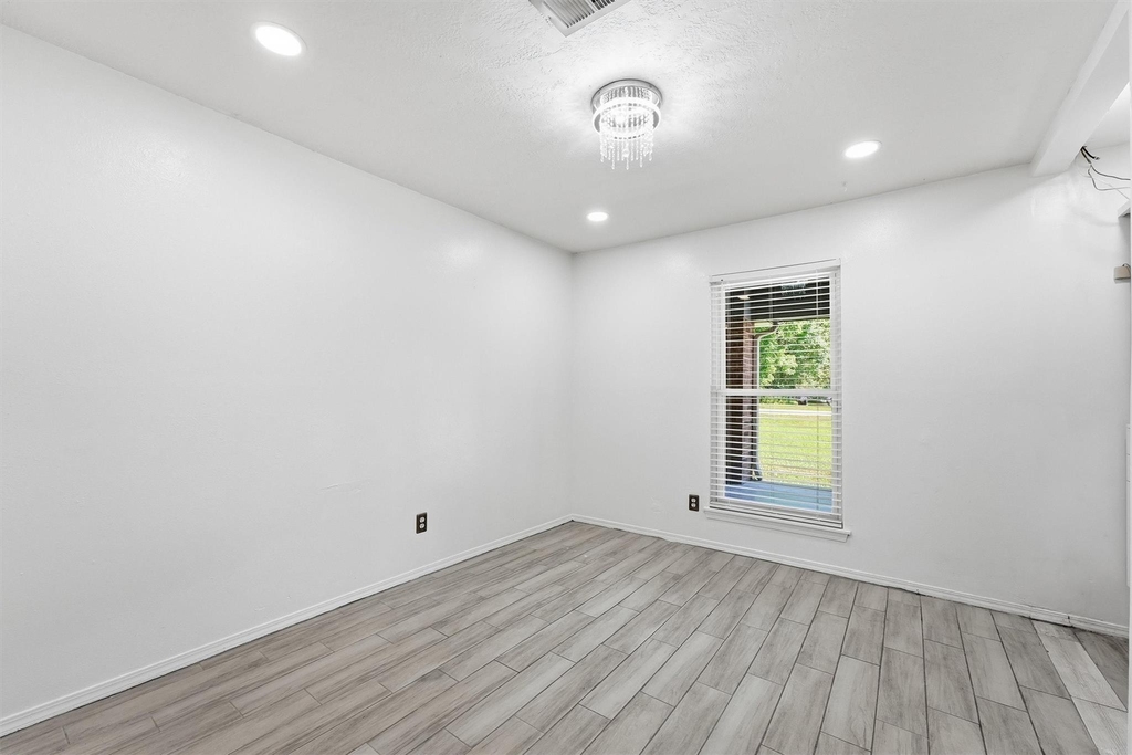 1727 Beckman Drive - Photo 10