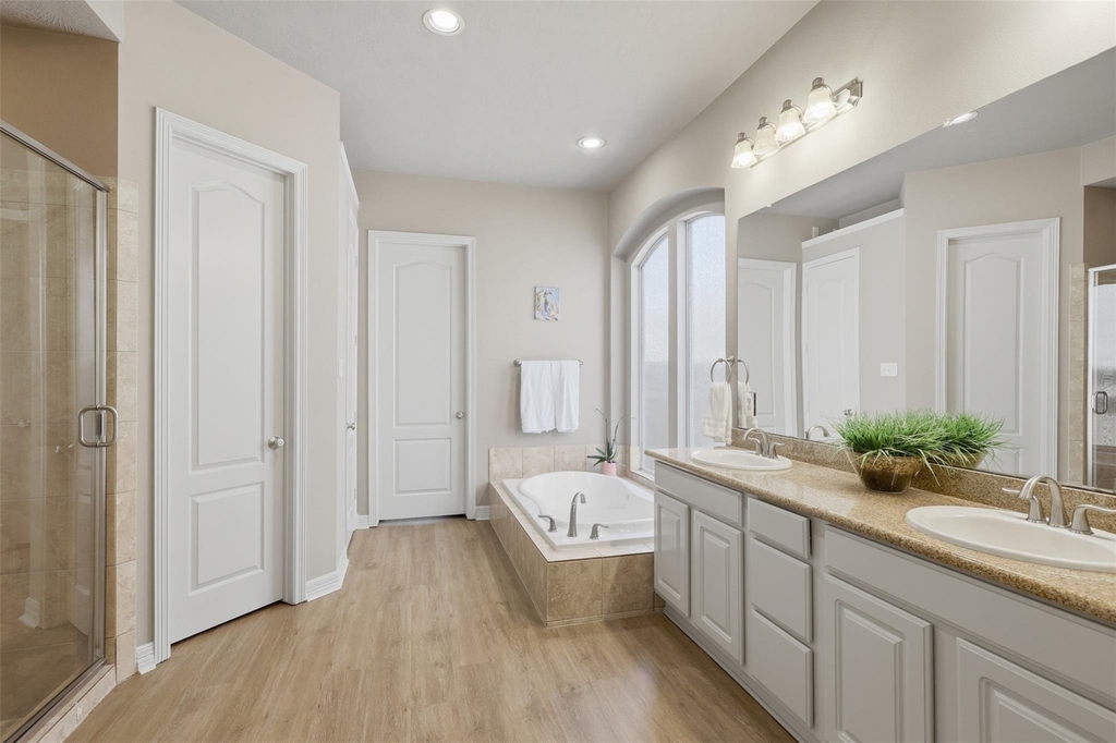 18800 N Bee Cave Springs Circle - Photo 18