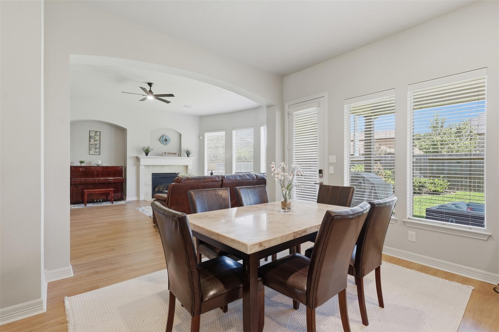 18800 N Bee Cave Springs Circle - Photo 11