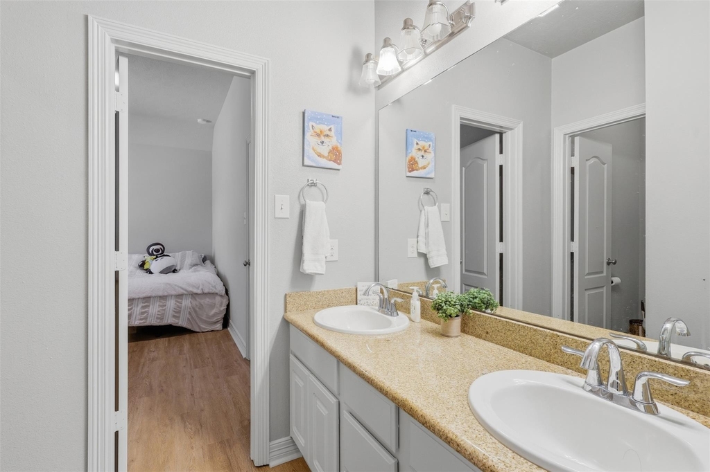 18800 N Bee Cave Springs Circle - Photo 22