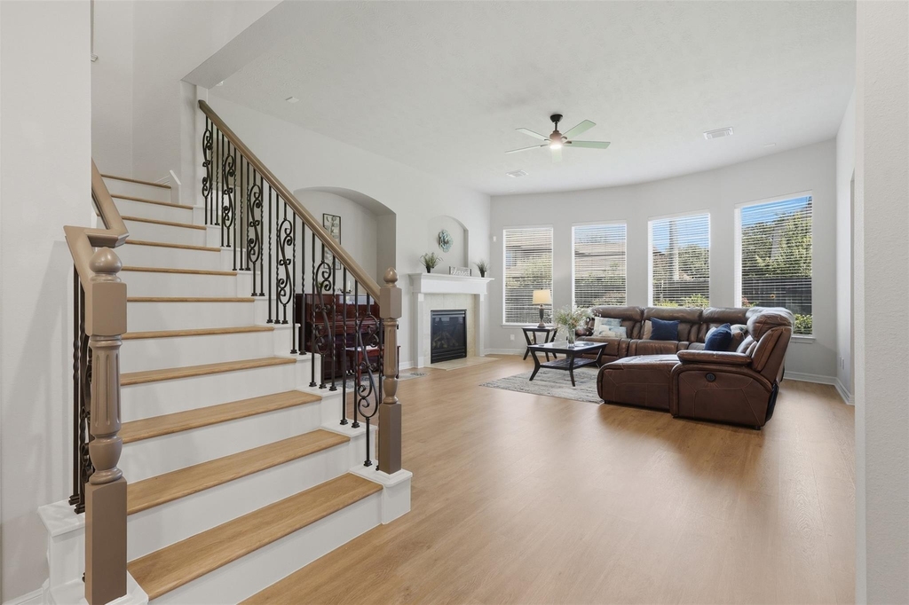 18800 N Bee Cave Springs Circle - Photo 6