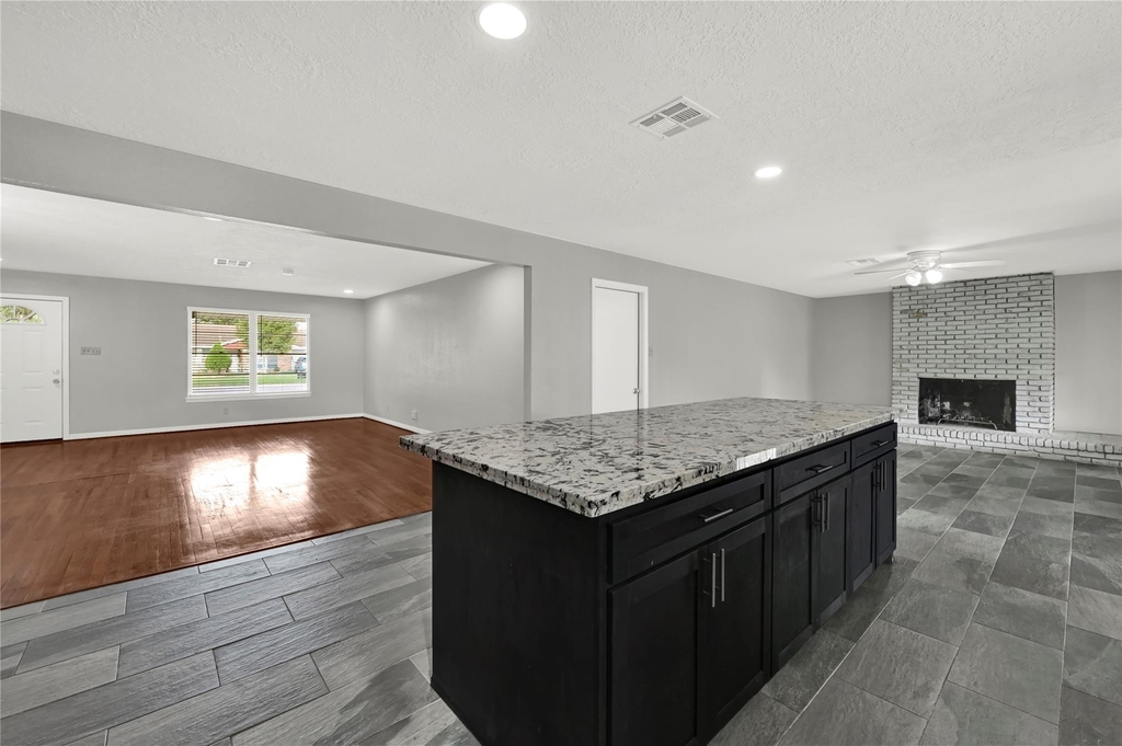 8603 Freewood Street - Photo 7