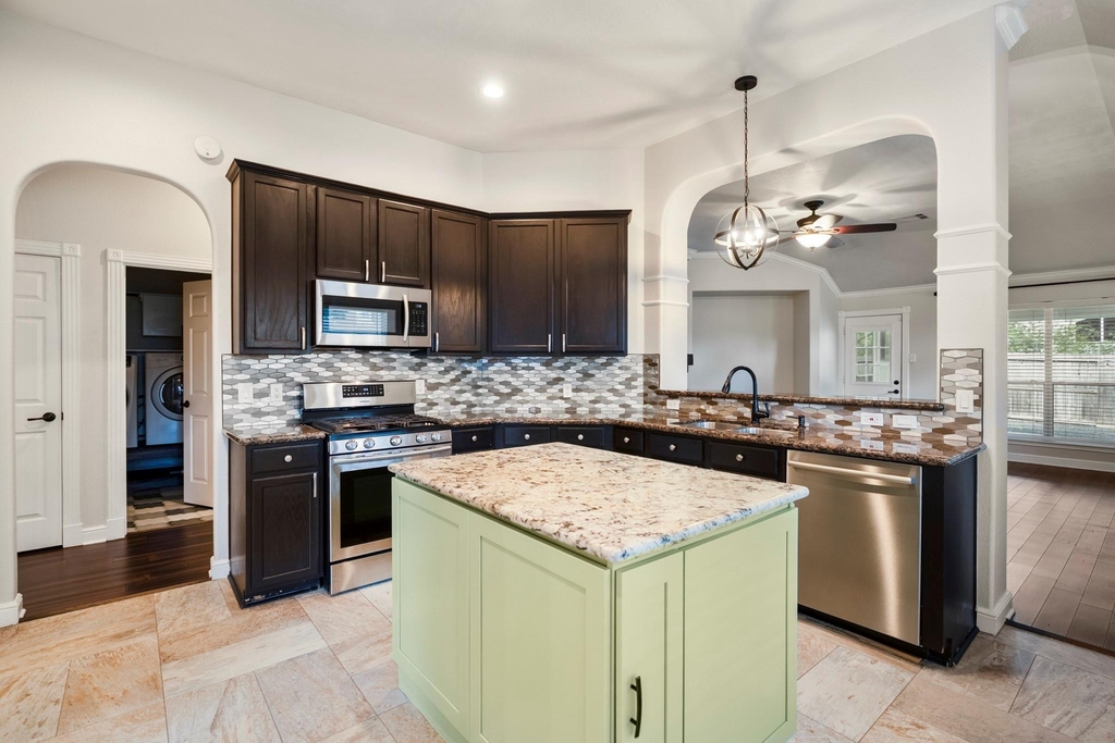 5802 Sawyer Bend Lane - Photo 8