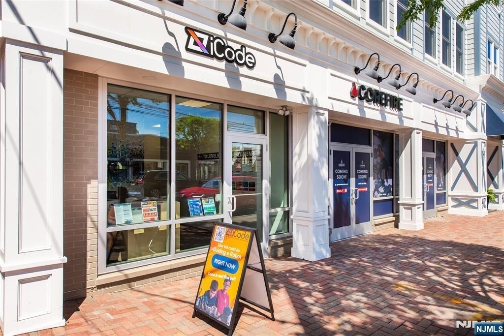 246 Main - Photo 32