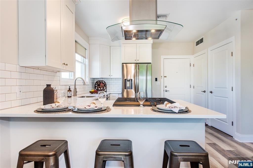 246 Main - Photo 6