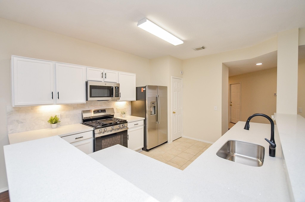 21018 Barker Canyon Lane - Photo 16