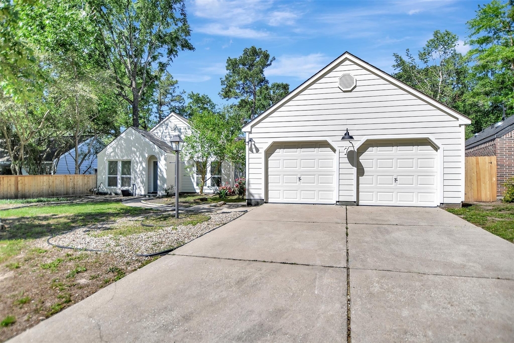 7 Bitterwood Court - Photo 2