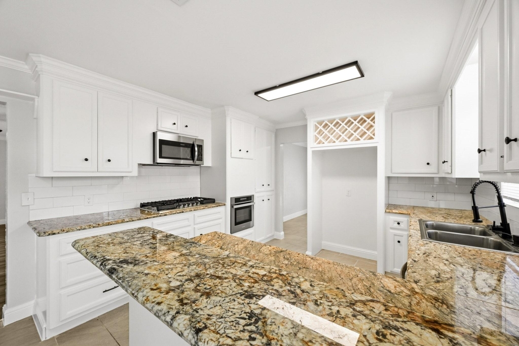 1310 Burning Tree Road - Photo 28