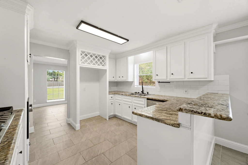 1310 Burning Tree Road - Photo 29