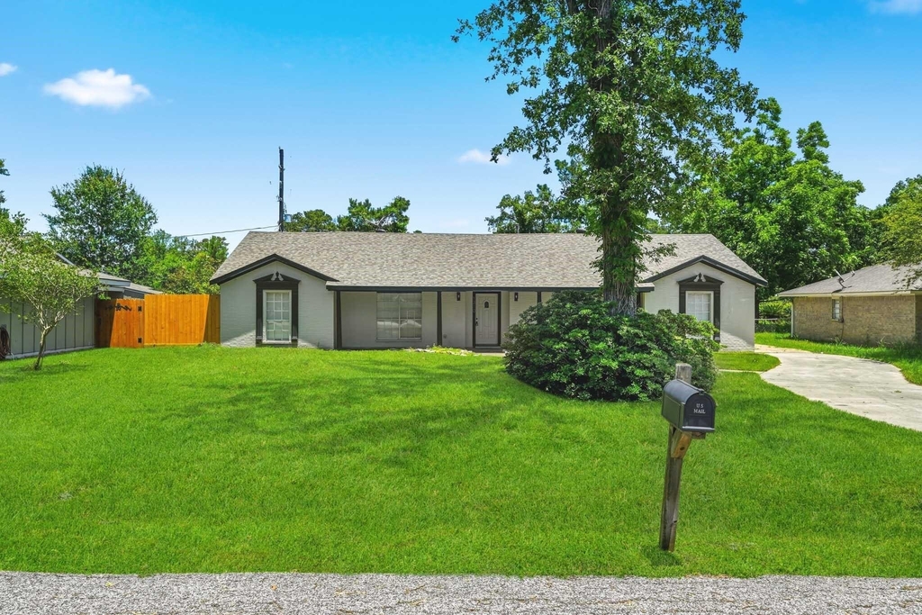 1310 Burning Tree Road - Photo 0