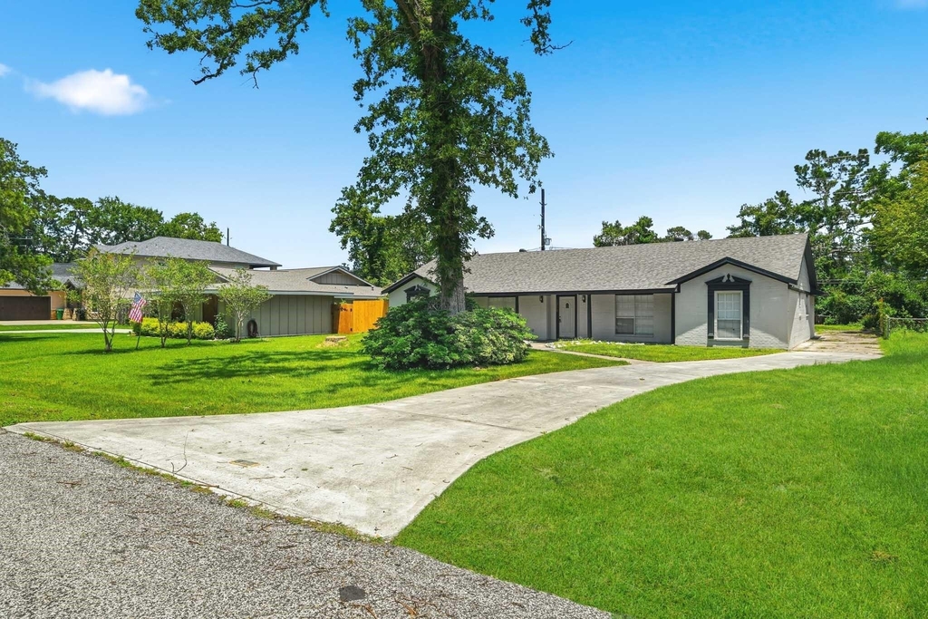 1310 Burning Tree Road - Photo 1