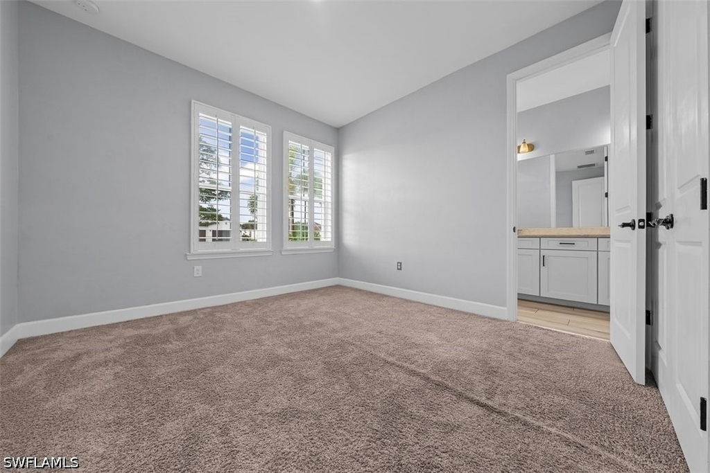 2038 Grove Drive - Photo 12