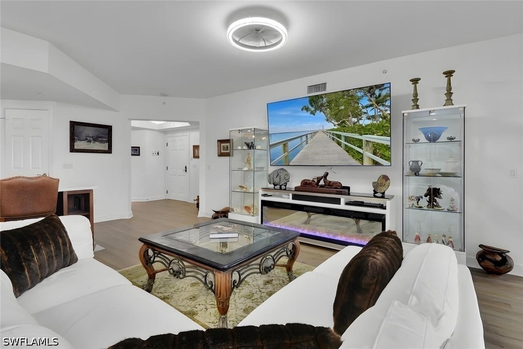 1065 Borghese Lane - Photo 9