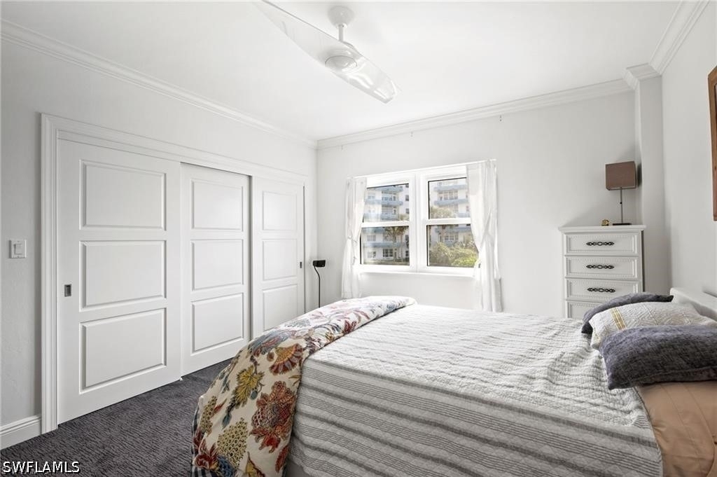 240 Seaview Court - Photo 12