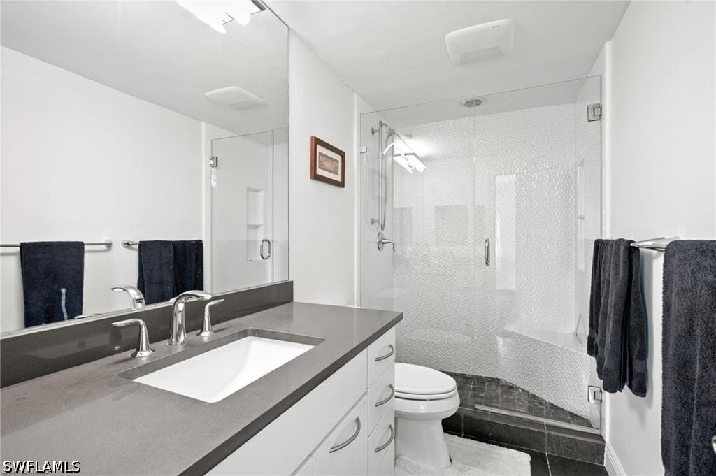 240 Seaview Court - Photo 14