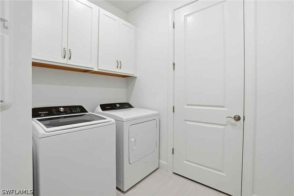 1954 Fresno Avenue - Photo 39