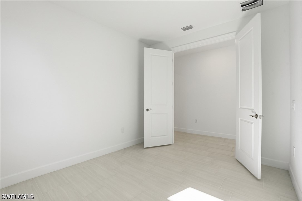 1954 Fresno Avenue - Photo 37