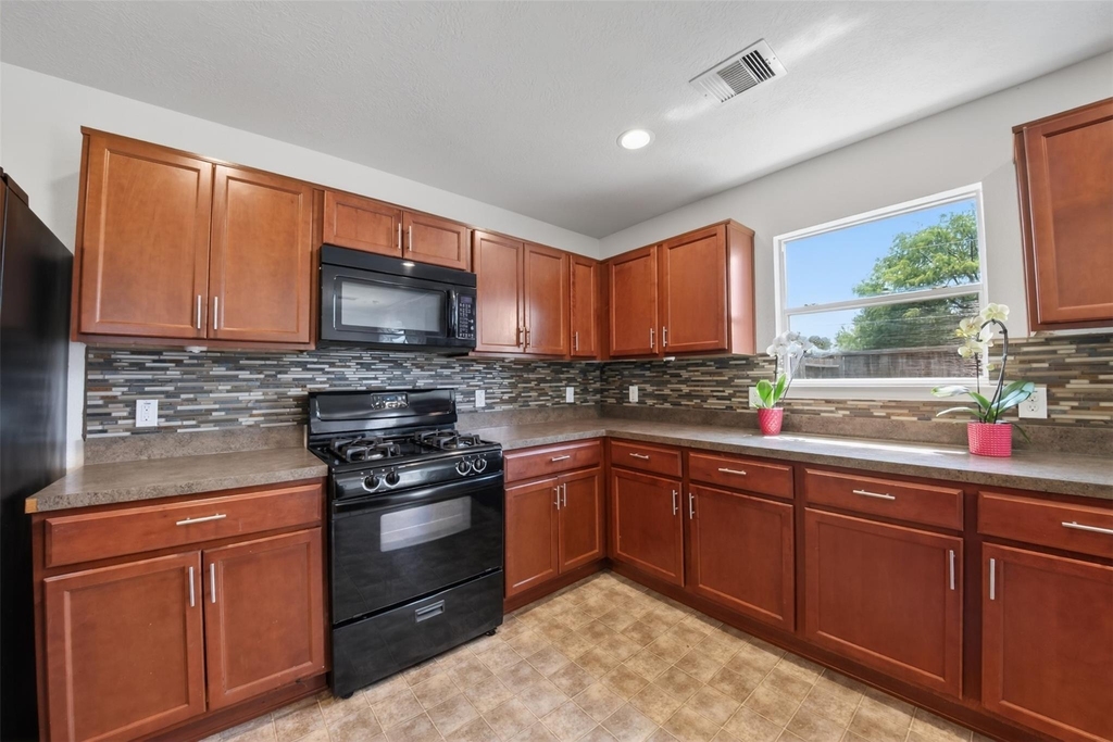 15323 Trinity Meadow Dr - Photo 9